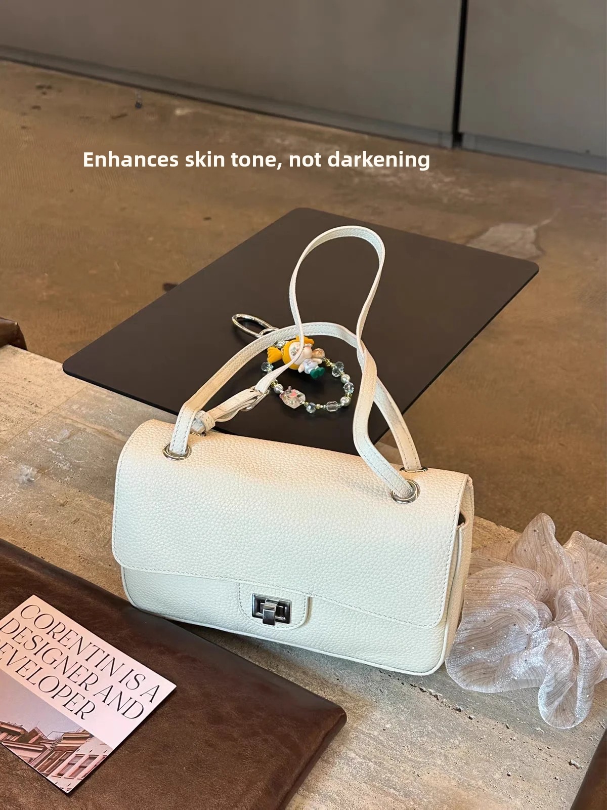 กระเป๋าโท้ทหนังแท้ ผิวสัมผัสนุ - Women Bags 2026 Trends บทวิจารณ์และราคา