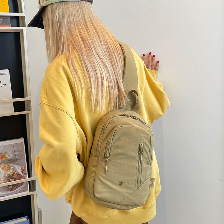 กระเป๋าคาดอกกีฬาขนาดใหญ่ กันน้ - Women Bags Branded บทวิจารณ์และราคา